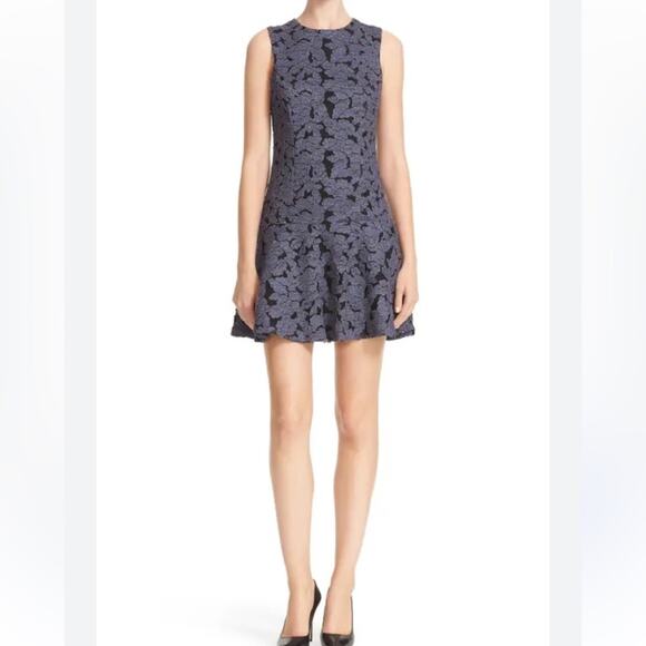 Alice + Olivia Fonda Appliqué Dress Blue Denim and Black size 8 - Picture 1 of 9